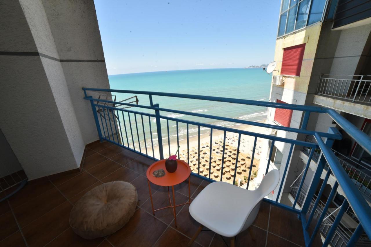 Beachfront Marilyn Durrës Extérieur photo