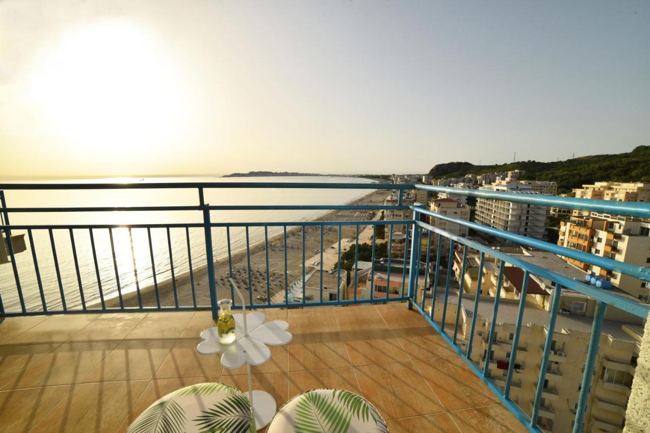 Beachfront Marilyn Durrës Extérieur photo