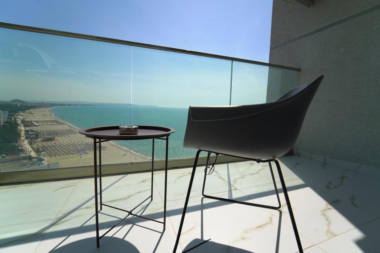 Beachfront Marilyn Durrës Extérieur photo