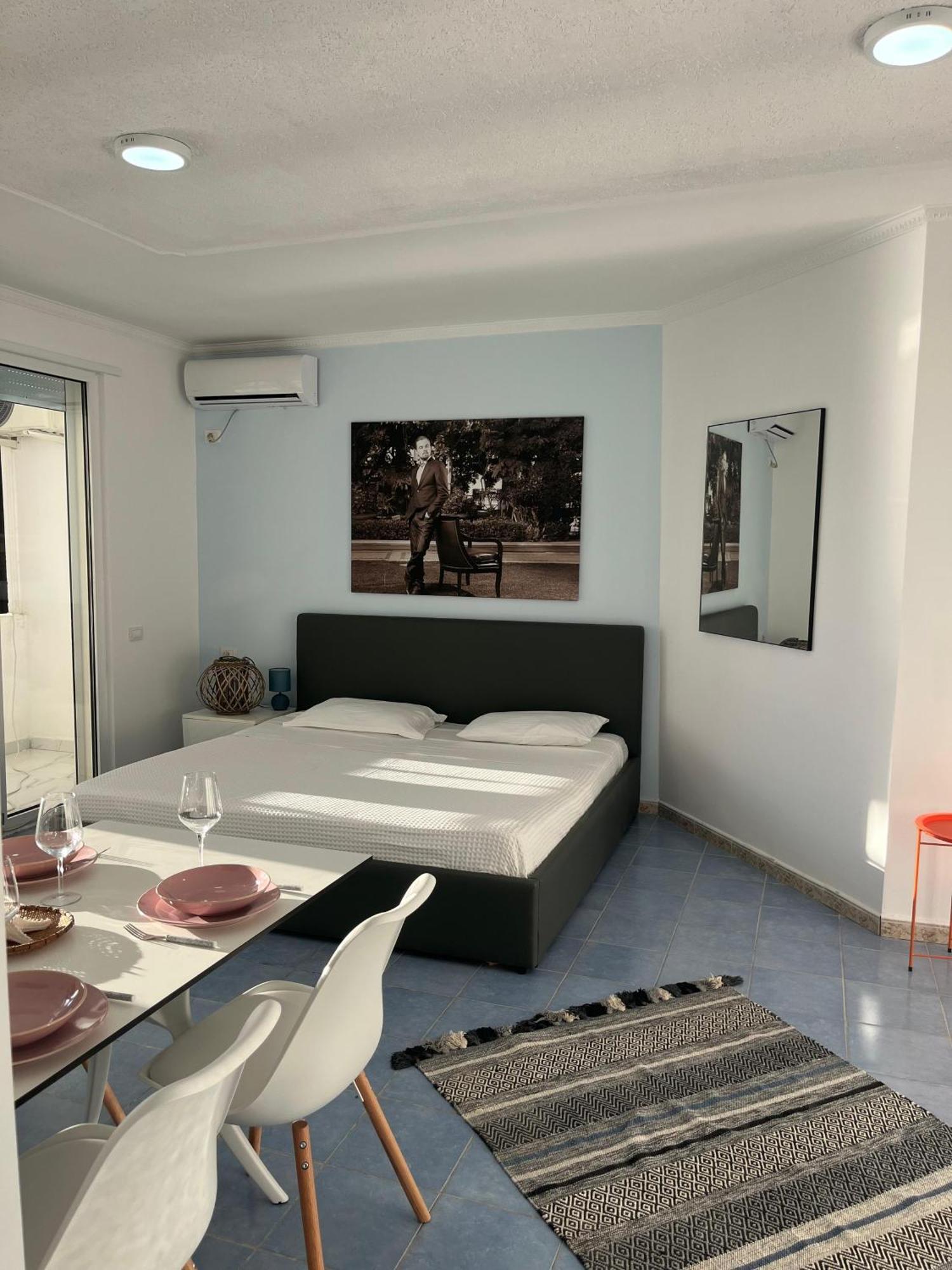 Beachfront Marilyn Durrës Extérieur photo