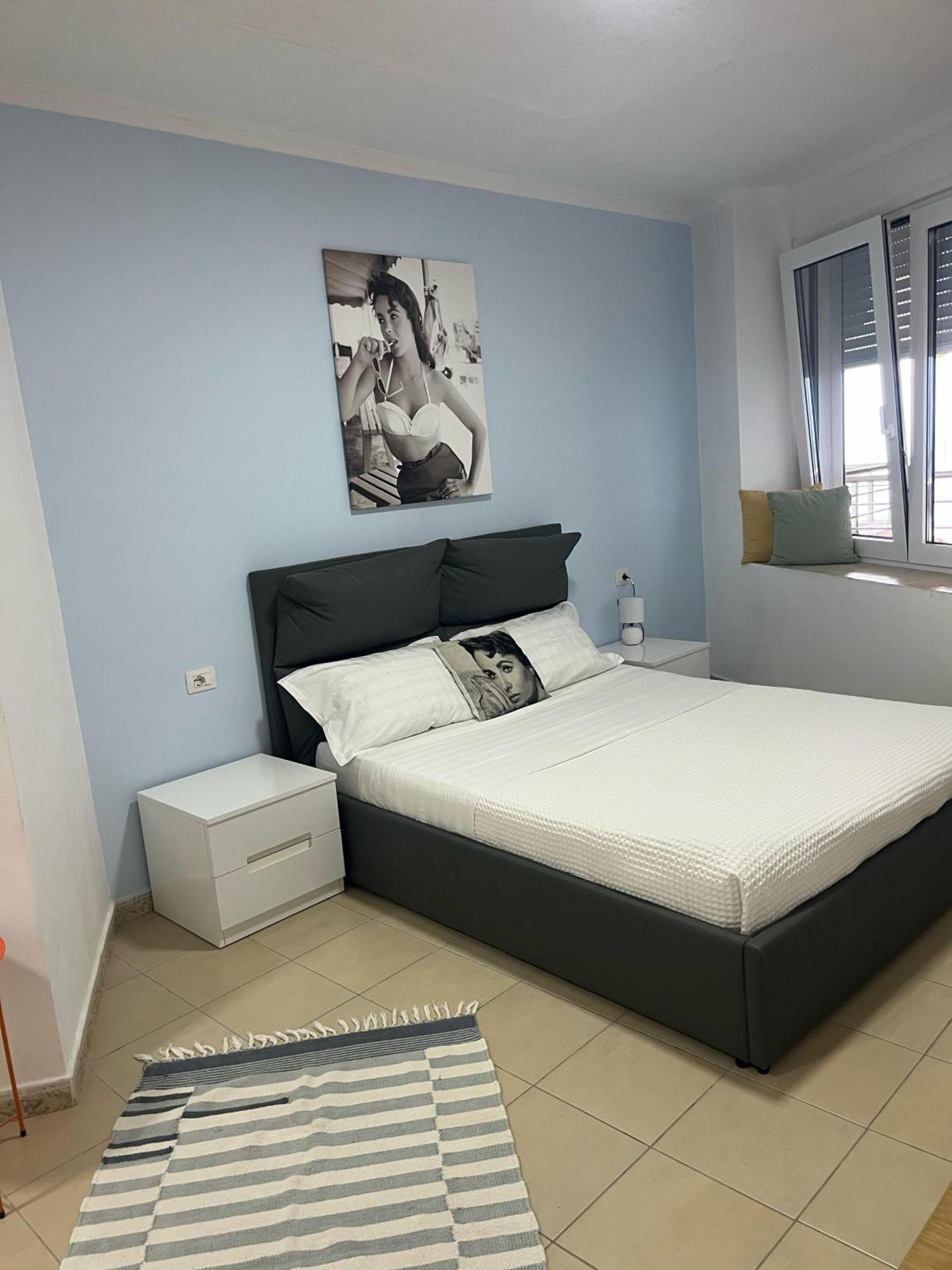 Beachfront Marilyn Durrës Extérieur photo